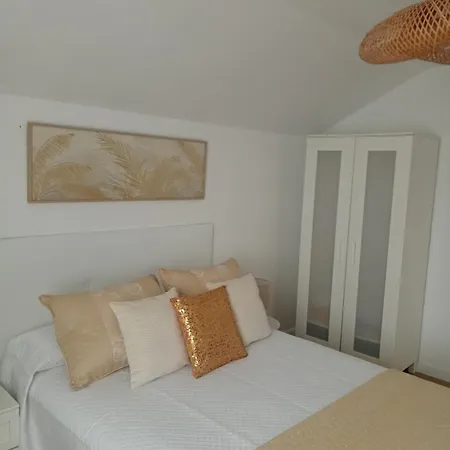 El Naranjo Apartment *